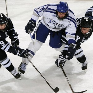 开云官网注册-球队技术与战术结合紧密，场上表现卓越，球队战术怎么设置